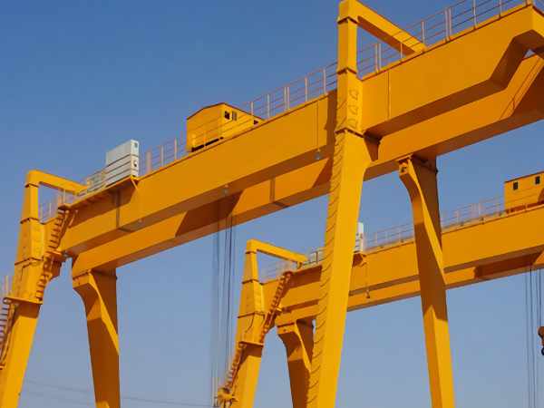 與傳統(tǒng)起重機(jī)相比，歐式起重機(jī)的結(jié)構(gòu)差異主要體現(xiàn)在哪些方面？